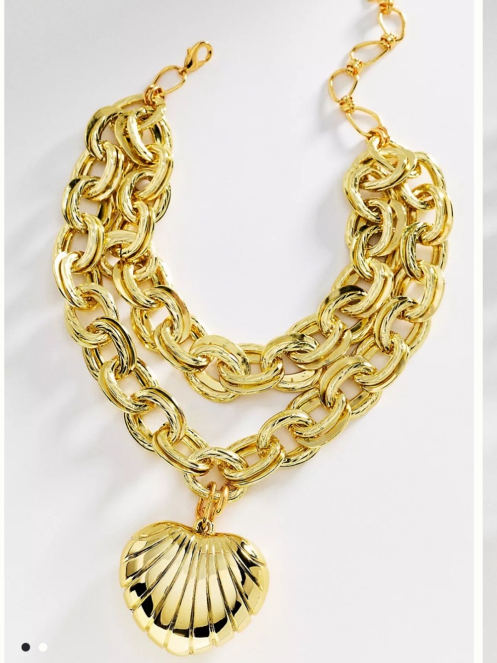 Anthropologie Chunky Gold-Tone Double Chain Heart Link with Shell Pendant 🆕 - Picture 4 of 4